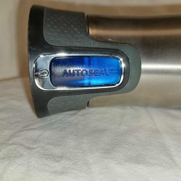 West Loop Stainless Steel Travel Mug with AUTOSEAL Lid 16oz - Picture 5 of 6